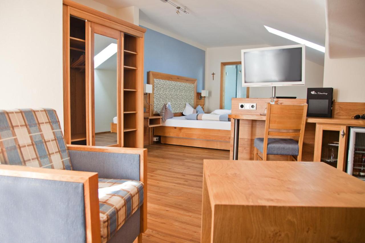 Hotel Am Wiesenhang - Garni Hotel Bad Kohlgrub
